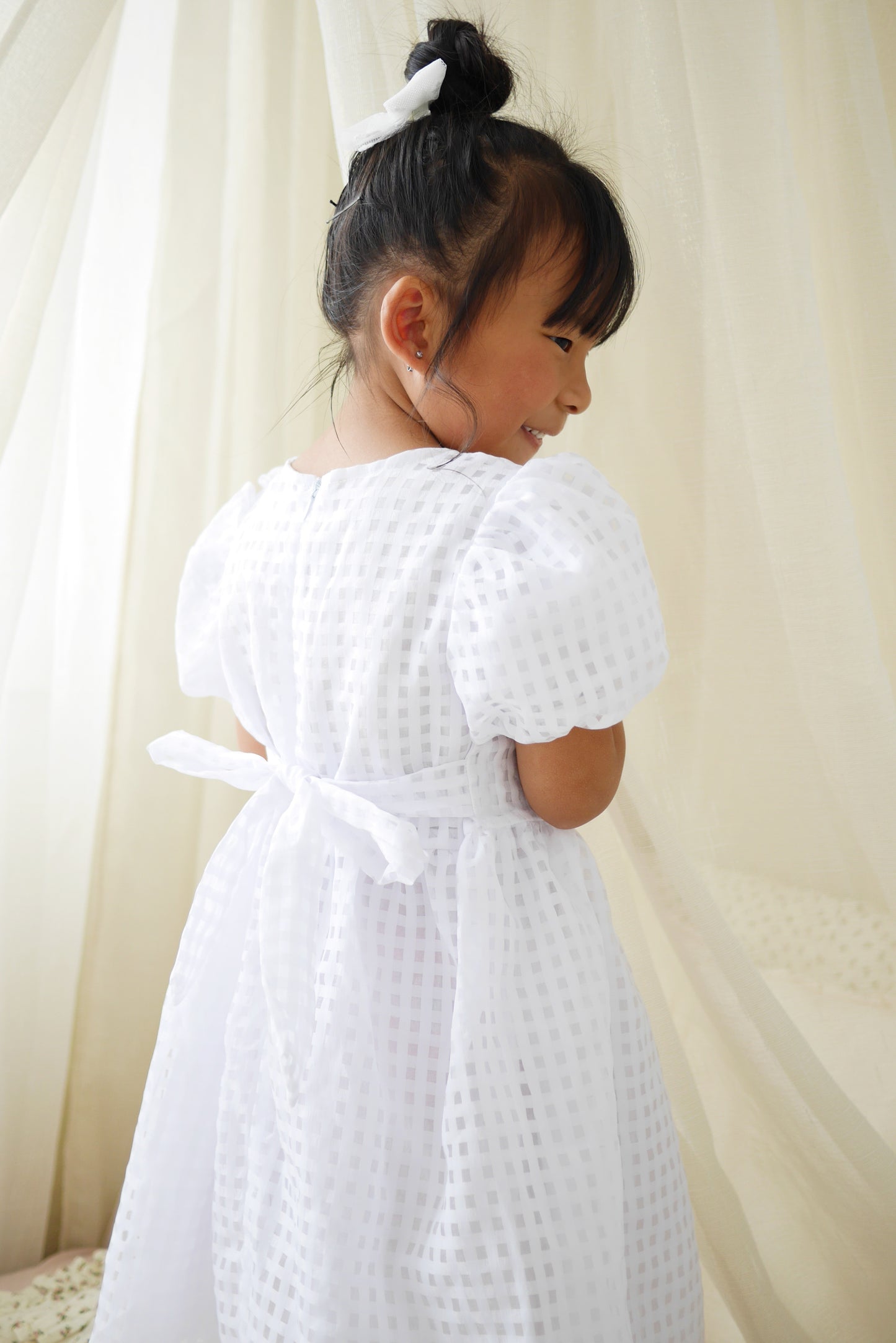 Amor White Dress